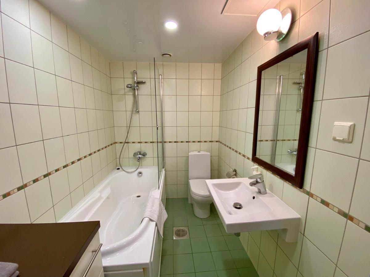 Cozy Foorum Apartment - Tallinn City Centre Buitenkant foto