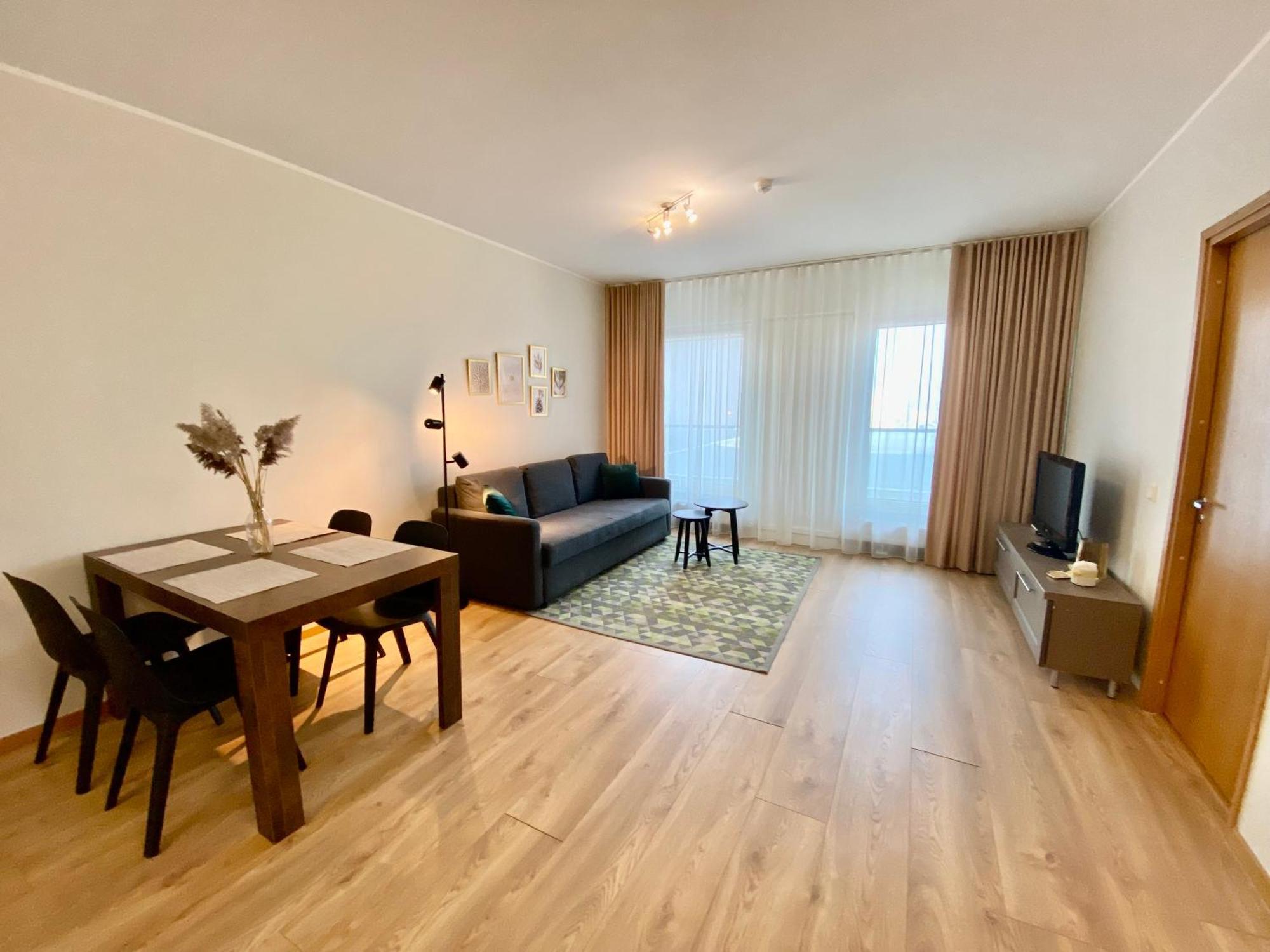 Cozy Foorum Apartment - Tallinn City Centre Buitenkant foto
